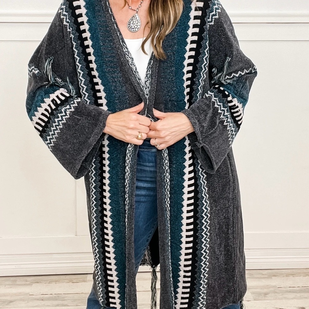 POL Black and Cream Patterned Cardigan